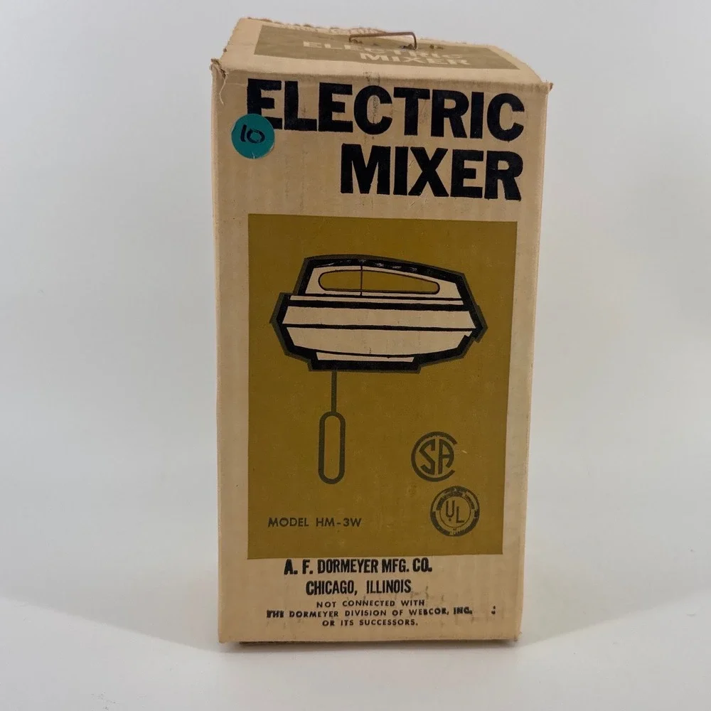 Dormeyer Electric Hand Mixer HM-3W Harvest Gold Vintage New Open Box